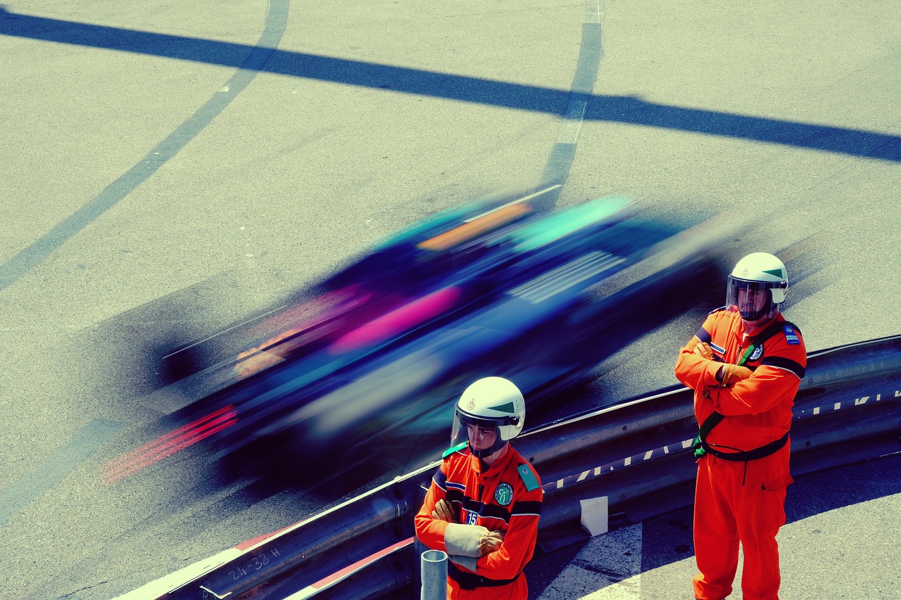 国外微信买卖:“流量卡和手机套餐哪个更划算?”